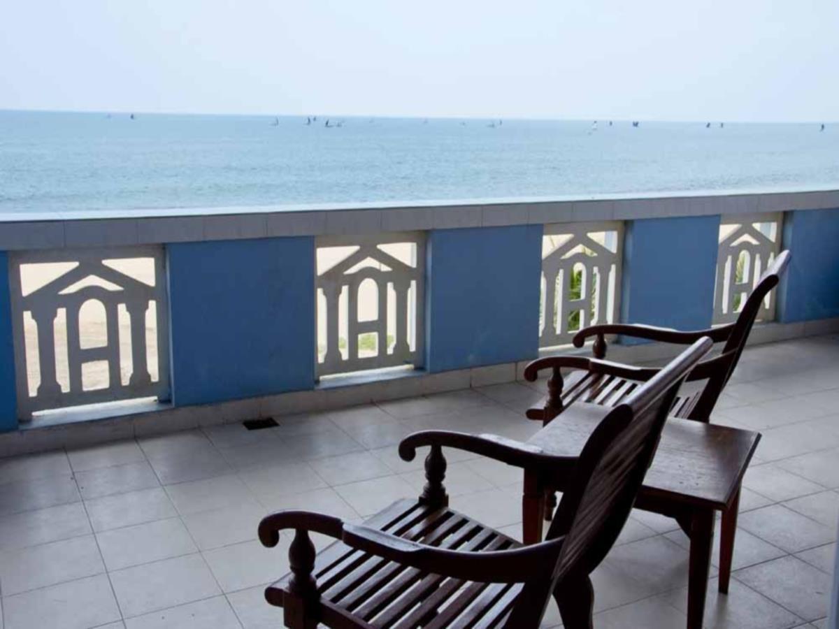 The Reef Beach Hotel Negombo Exterior foto